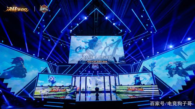 包含赛地聚焦——全明星赛今晚热度飙升；巴塞罗那队长鼓劲；媒体盛赞；心理建设被强调的词条