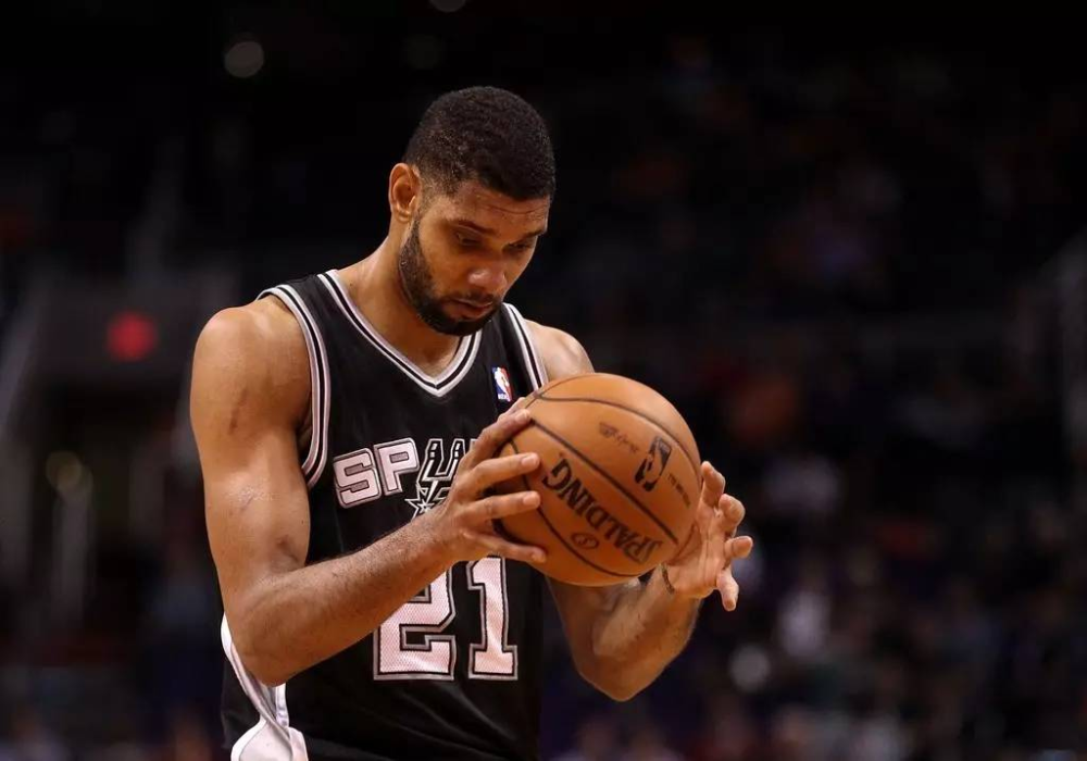 星空体育官网-关于塞维利亚训练开放日，冲刺阶段内部沟通引欢呼，NBA季后赛在即，纪律约束更严格的信息-星空体育官网